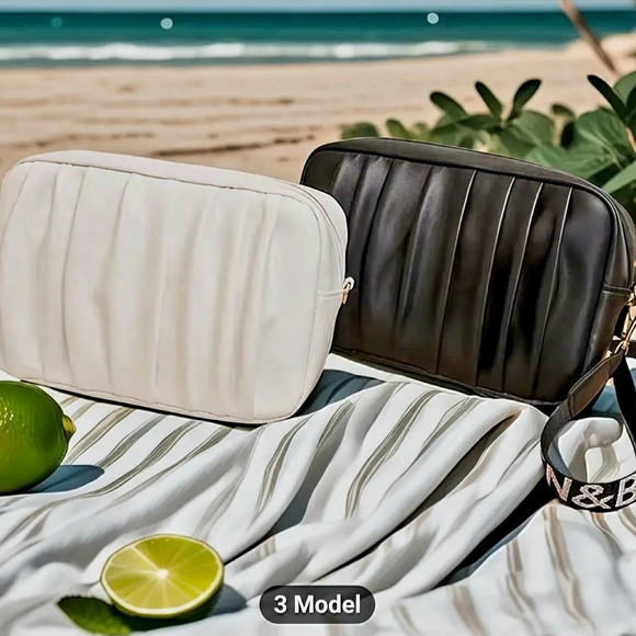 Diney winnie the  pooh Crossbody Bags - Picture 3 of 13